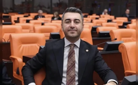 CHP Tekirdağ Milletvekili Cem Avşar: “Yenilenebilir enerjiye evet doğayı talana hayır”