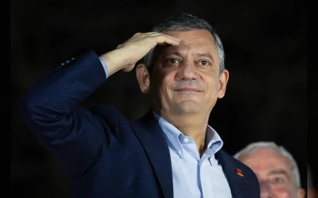 CHP Beykoz’da “Millet İradesine Sahip Çıkıyor” Mitingi Düzenledi AK Parti’den Özgür Özel’in Açıklamalarına Sert Tepki Geldi