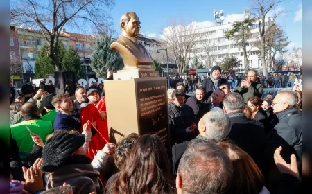 Uşak’ta İsmet Paşa Caddesi’nde İsmet İnönü Büstü Açıldı: Başkan Özkan Yalım “Adına Yakışan Değeri Kazandırdık”