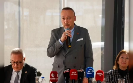 Uşak Belediye Başkanı Özkan Yalım: “Zor Şartlar Altında Görev Yapan Tüm Basın Emekçilerimizin Günü Kutlu Olsun”