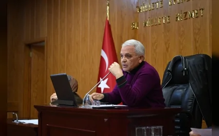 Mamak Belediye Başkanı Veli Gündüz Şahin: “Ocak Ayı Meclisinde Gündemdeki Tüm Maddeler Kabul Edildi”