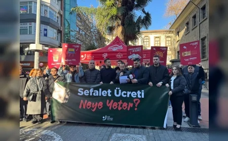 CHP Gençlik Kolları’ndan 81 İlde KYK Bursu Tepkisi: “Günlük 133 Lira Zam Değil Sadakadır”