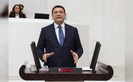 DEVA Partisi Genel Başkan Yardımcısı İdris Şahin: “Siz fakirlerin sofrasından geldiniz, şimdi zenginlerin sofrasından kalkmıyorsunuz”