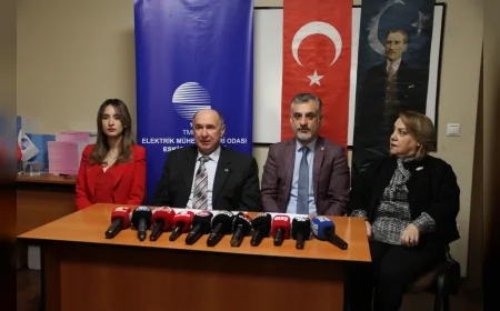 Elektrik Mühendisleri Odası Eskişehir Şube Başkanı Ahmet Şakar: “Elektrik Mühendisliği Kamusal Sorumluluğu Yüksek Bir Meslektir”