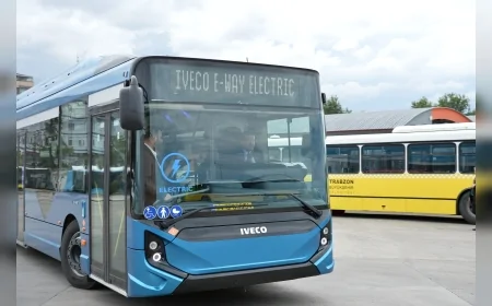 Trabzon Büyükşehir Belediye Başkanı Ahmet Metin Genç: “Sahil Hattında Elektrikli Otobüslerle Kesintisiz Ulaşım Sağlayacağız”