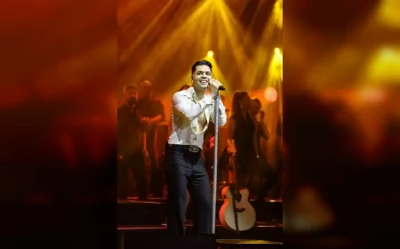 Şarkıcı ve Söz Yazarı Emir Can İğrek Kimdir Hayatı Kariyeri ve Müzik Yolculuğuyla Dikkat Çekiyor