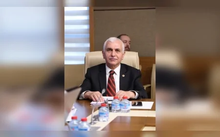 AK PARTİ SİİRT MİLLETVEKİLİ MERVAN GÜL: “SİİRT’E DÖRT MEVSİM YAŞAYAN BİR GENÇLİK ÜSSÜ KURUYORUZ”