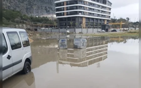 Antalya Konyaaltı Sarısu Mahallesi’nde altyapı tepkisi: “Her yağmurda yollar göle dönüyor”