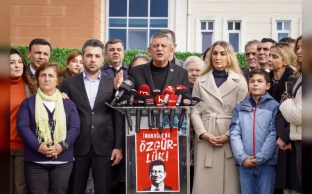 Cumhuriyet Halk Partisi Genel Başkanı Özgür Özel: “Bu mücadele hukuki değil siyasi, mahkeme salonlarında yapılmaz”