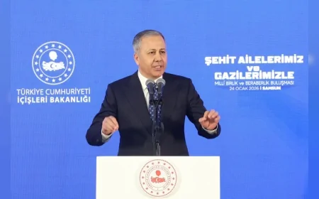 İçişleri Bakanı Ali Yerlikaya: “Kadına yönelik şiddeti insanlık onuruna vurulmuş bir darbe olarak görüyoruz”