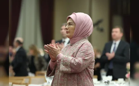 Cumhurbaşkanı Recep Tayyip Erdoğan’ın eşi Emine Erdoğan: “Türkiye Dokuma Atlası-Kumaşın Hafızası sergisinin hayırlı olmasını diliyorum”