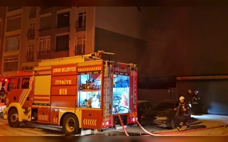 ULUKAVAK MAHALLESİ’NDE FABRİKA YANGINI KORKUTTU YARALANAN OLMADI