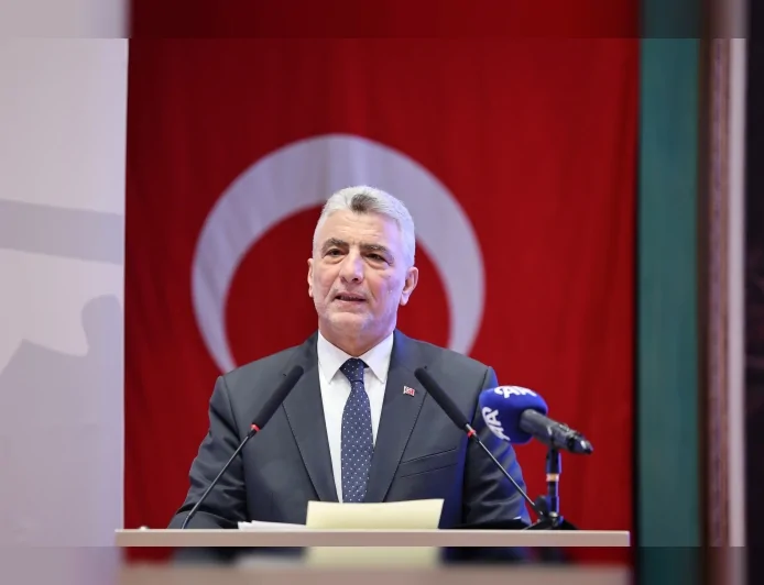 Ticaret Bakanı Ömer Bolat: “Yasadışı ticarete asla geçit vermiyoruz”