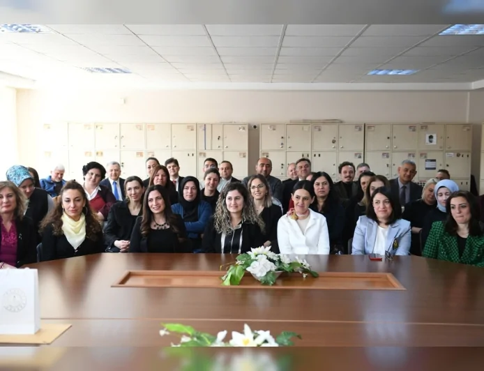 2026 Yılı Yarıyıl Tatili Öğretmenlerin Mazerete Bağlı Yer Değiştirme Duyuruları Yayımlandı