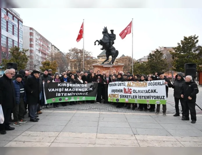 CHP Genel Başkan Yardımcısı Evrim Rızvanoğlu: “Altın Madeni Projesi Kırşehir’in Bağrına Saplanmak İstenen Bir Hançerdir”
