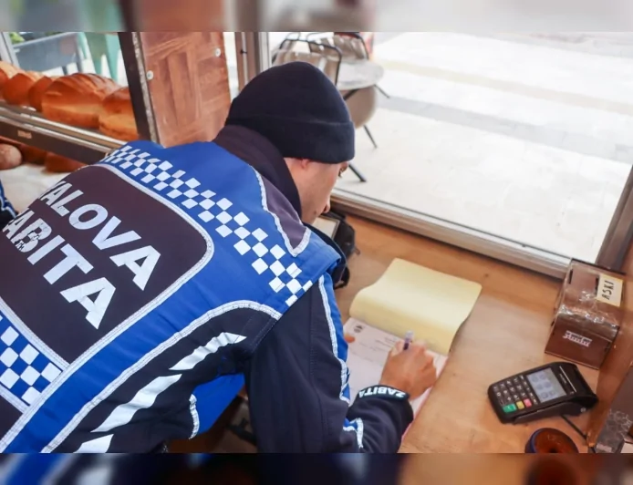 Yalova Belediyesi Zabıta Müdürlüğü Kent Merkezindeki Fırınlarda Hijyen ve Gramaj Denetimi Gerçekleştirdi