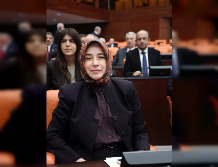 AK Parti Grup Başkanvekili Özlem Zengin: “Emekliler Başımızın Tacıdır, Yaşam Kalitelerini Artırmak İçin Çalışıyoruz”