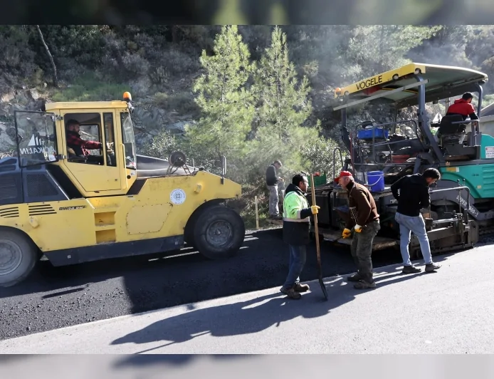 Muğla Büyükşehir Belediyesi Marmaris Adaköy Yolu’nu Yeniledi: Ulaşım Daha Güvenli ve Konforlu Hale Geldi