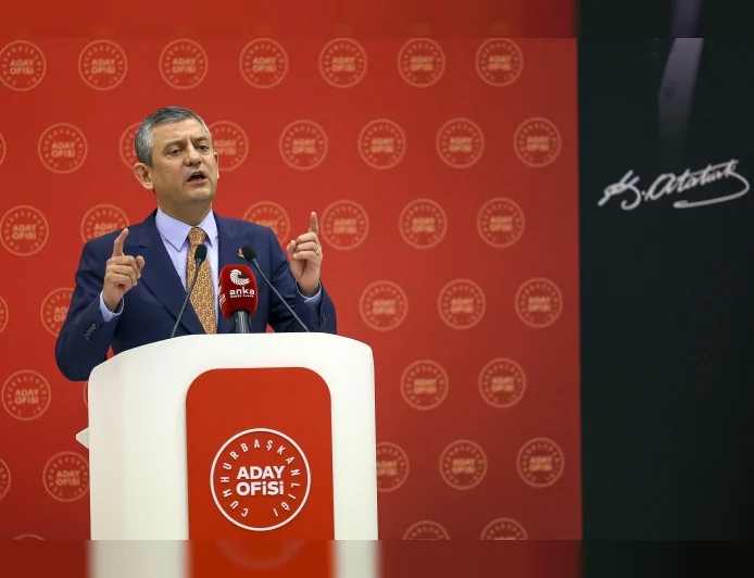 Cumhuriyet Halk Partisi Genel Başkanı Özgür Özel: “Uyuşturucuyla mücadele şovla değil, devlet ciddiyetiyle yapılır”