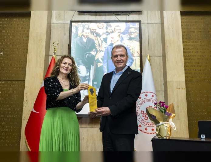 TBB Başkan Vekili Vahap Seçer: “Türkiye’ye barış ve huzur getireceksek bunu başlatmanın yeri Mersin’dir”