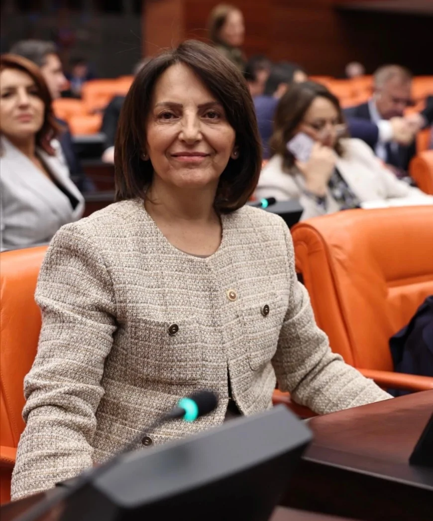 CHP Milletvekili Aliye Timisi Ersever: “Emekli Avrupa’da 1.443 Euro Alırken Türkiye’de Açlık Sınırının Altında Yaşıyor”