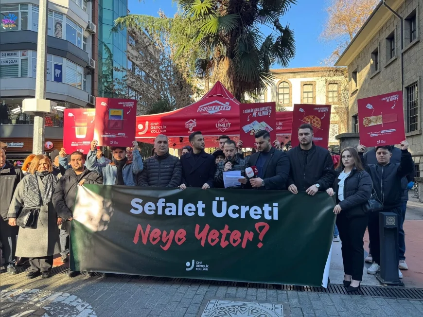 CHP Gençlik Kolları’ndan 81 İlde KYK Bursu Tepkisi: “Günlük 133 Lira Zam Değil Sadakadır”