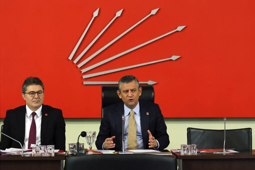 CHP Genel Başkanı Özgür Özel Başkanlığında Toplanan İl Başkanları 2026 Stratejisini Belirledi