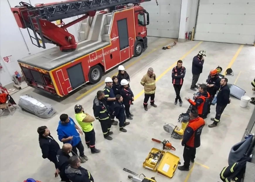 AFAD Çorum Sungurlu’da Sanayi Personeline Yönelik Enkazda Arama Kurtarma Eğitimi Düzenliyor
