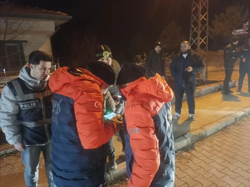 Çorum Dodurga’da Kayıp İhbarı Sonrası Arama Kurtarma Çalışması: Alzheimer Hastası Ali Aydilek Aranıyor