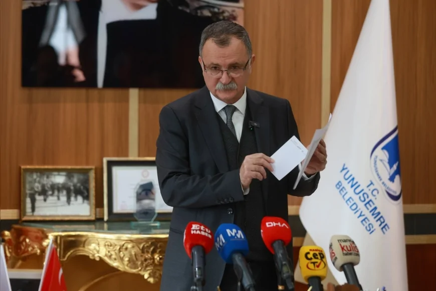 Yunusemre Belediye Başkanı Semih Balaban: “2025 Unutamayacağımız Ama Acılarla Hatırlamak İstemediğimiz Bir Yıl Oldu”