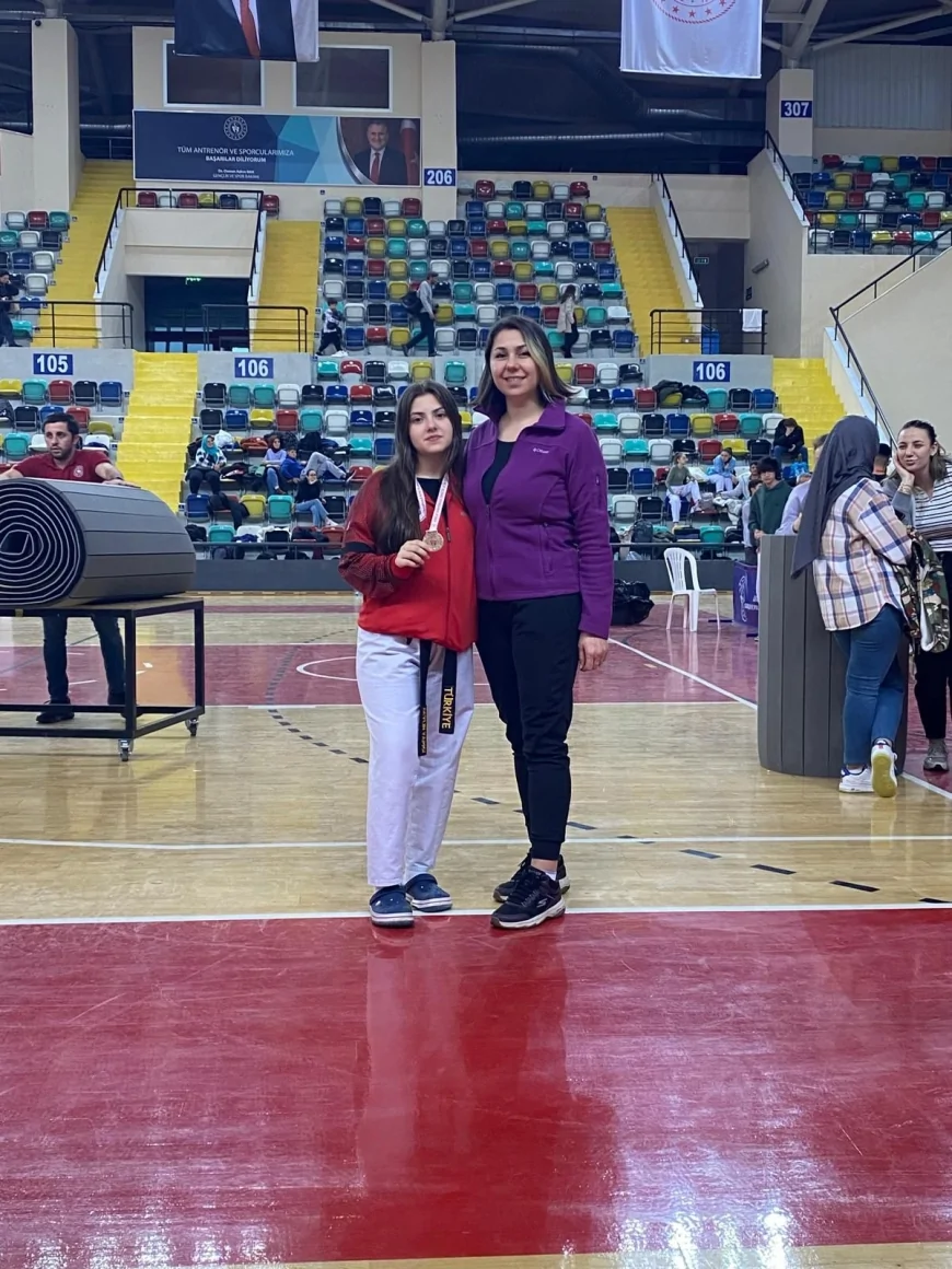 Altıeylül Belediyespor Balıkesir’de Düzenlenen İl Seçmelerinden 1 Gümüş 3 Bronz Madalya ile Döndü