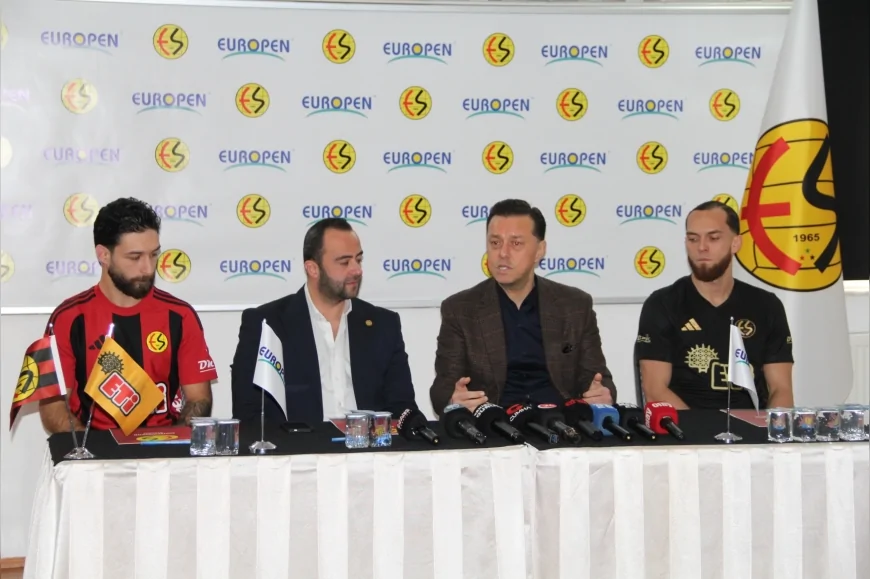 AK Parti Eskişehir Milletvekili Nebi Hatipoğlu: “Eskişehirspor İçin Herkes Masaya Yumruğunu Vurmalı”