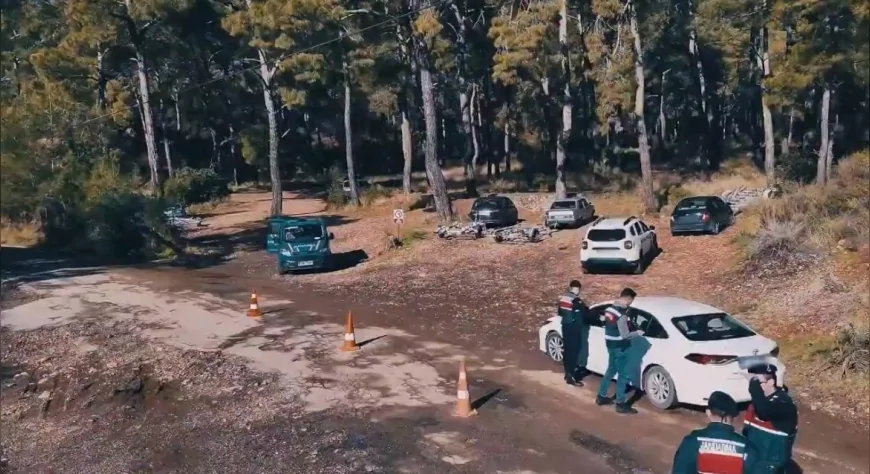 İçişleri Bakanı Ali Yerlikaya: “Göçmen Kaçakçılığı Organizatörlerine Yönelik Operasyonlarda 50 Tutuklama”