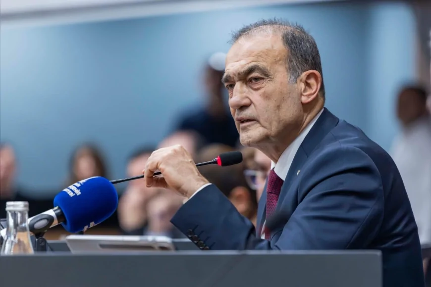 İzmir Büyükşehir Belediye Başkanı Dr. Cemil Tugay’a Basmane Çukuru için TMSF ile protokol yetkisi verildi