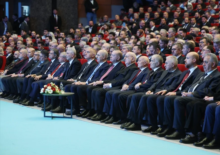 Gelecek Partisi Genel Başkanı Ahmet Davutoğlu Birlik Vakfı’nın 40. Yıl Programına Katıldı