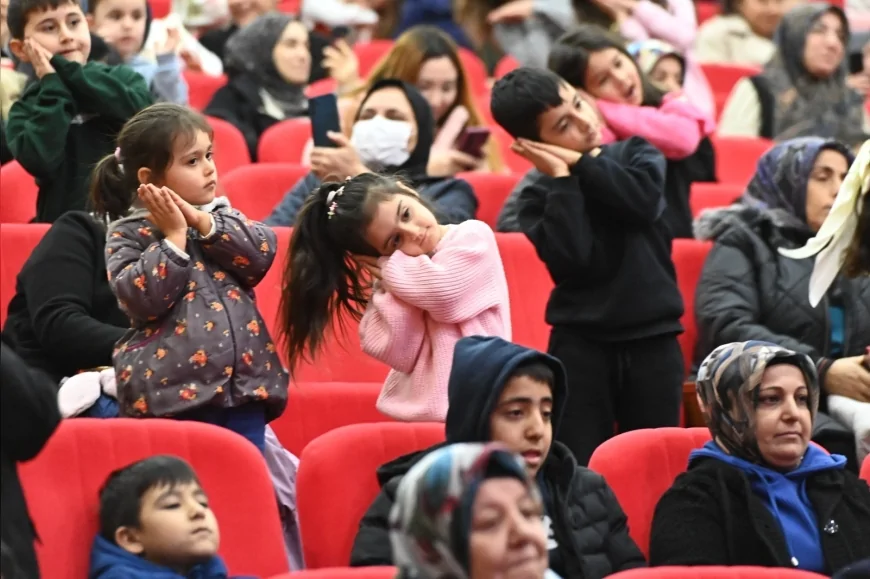 Mamak Belediyesi Yarıyıl Tatilinde Çocuk Şenliğiyle İlçede Eğlence ve Öğrenmeyi Buluşturdu