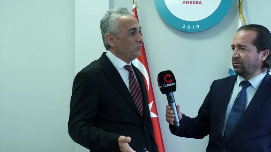 HEKİM-SEN GENEL BAŞKANI UZM. DR. ADİL KURBAN: “KANUN İYİ GELİYOR, YÖNETMELİKTE SAHADA KRİZ ÇIKIYOR”