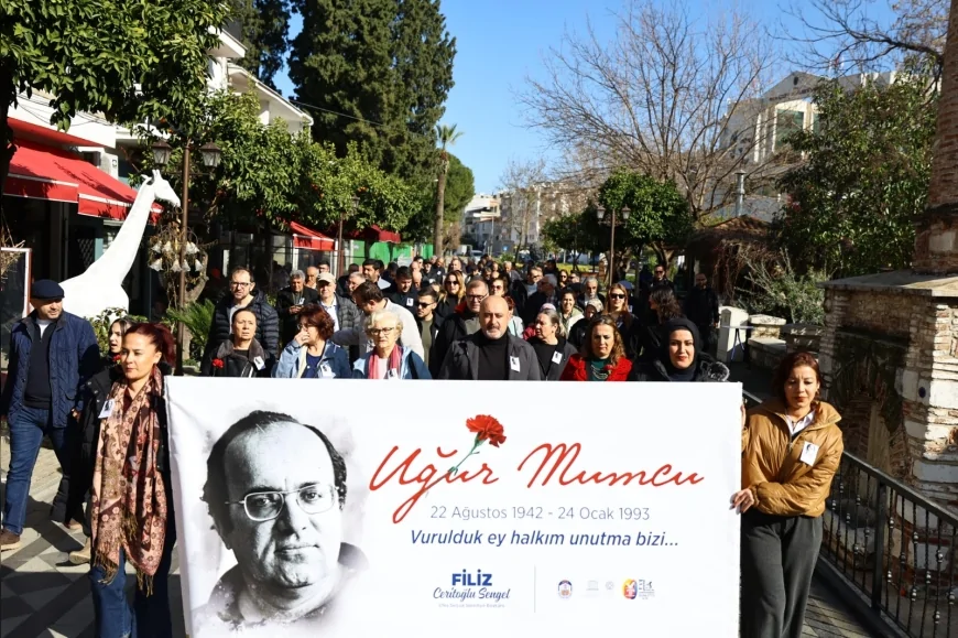 Araştırmacı Gazeteci-Yazar Uğur Mumcu Efes Selçuk’ta Katledilişinin 33. Yılında Törenle Anıldı