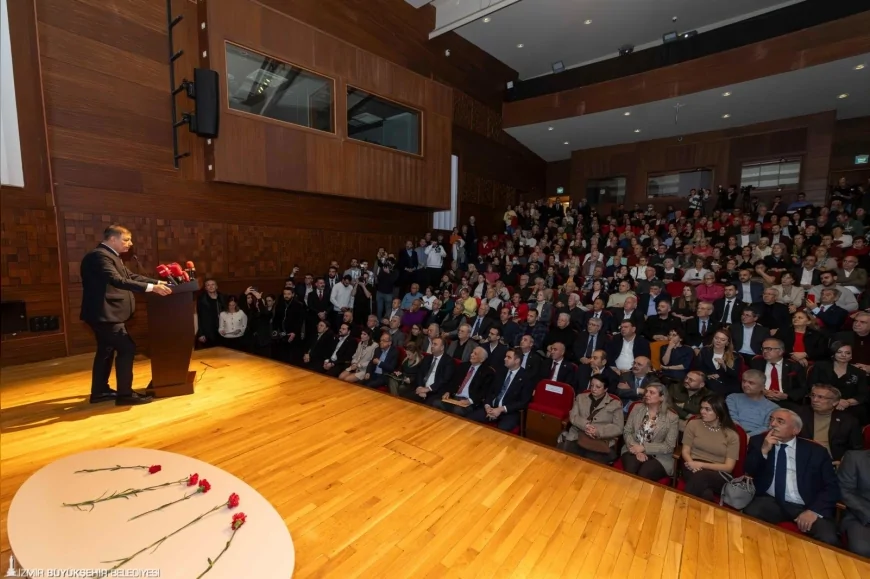 İzmir Büyükşehir Belediye Başkanı Cemil Tugay: “Uğur Mumcu’nun ışığı bu ülkede yolumuzu aydınlatmaya devam ediyor”
