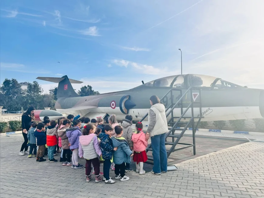 Çiğli’de Astronomi Havacılık ve Uzay Kampüsü Sömestrde Büyük İlgi Gördü: 1 Haftada 1.100 Ziyaretçi