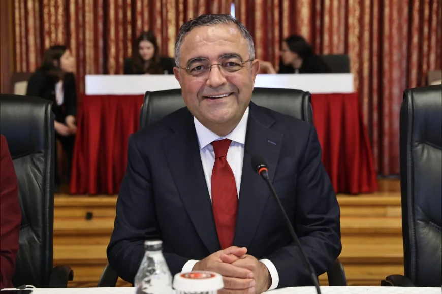 CHP Genel Başkan Yardımcısı Sezgin Tanrıkulu’ndan Belediyelere Yönelik Hukuksuzluk İddialarıyla İlgili TBMM’ye Kapsamlı Soru Önergesi