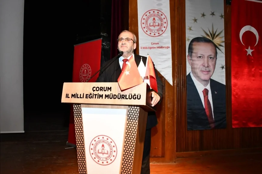 Çorum’da Eğitim Yönetimi ve Liderlik Modelleri Akademik Çerçevede Değerlendirildi