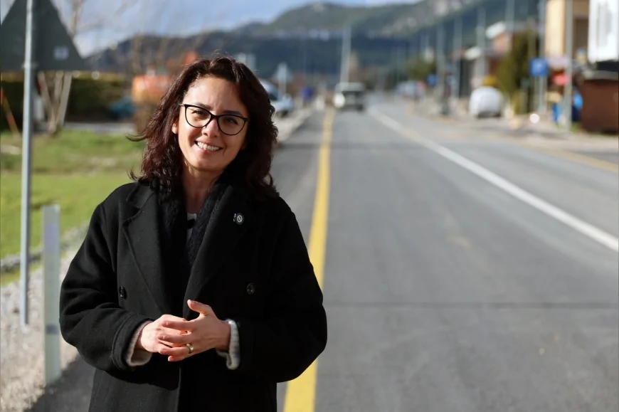 Menteşe Belediye Başkanı Gonca Köksal Aras: “Kolejler Bölgesinde 1.650 Metrelik Yol Sıcak Asfaltla Kaplandı”