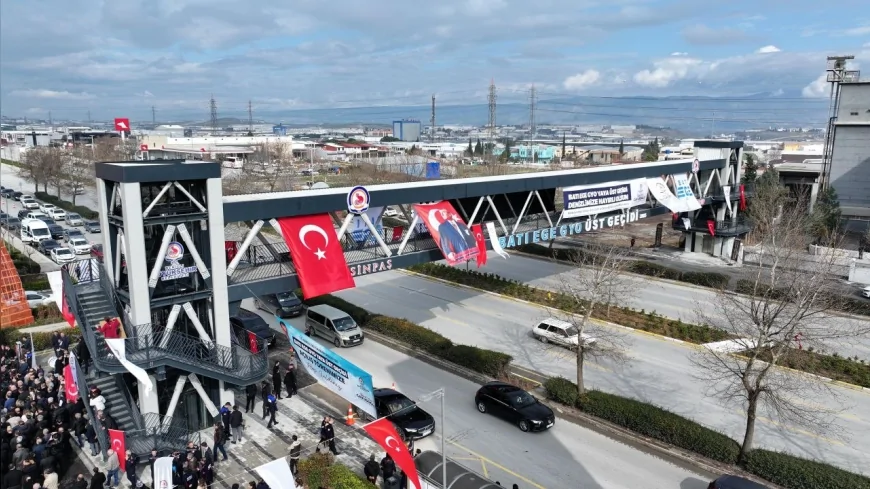 Denizli Büyükşehir Belediyesi ve Baltalı Grup İş Birliğiyle Yapılan Batı Ege GYO Yaya Üst Geçidi Törenle Hizmete Açıldı