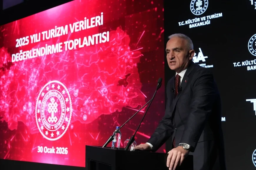 Kültür ve Turizm Bakanı Mehmet Nuri Ersoy: “Turizm geliri 65,2 milyar dolarla Cumhuriyet tarihinin en yüksek seviyesine ulaştı”