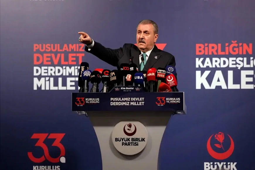 BÜYÜK BİRLİK PARTİSİ 33 YAŞINDA: “BU HAREKET SADECE BİR PARTİ DEĞİL MİLLETİN VİCDANIDIR”