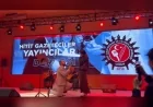 Hitit Tiyatro Genel Sanat Yönetmeni Caner Ergan’dan Sahnede Sürpriz Evlilik Teklifi