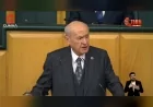 MHP GENEL BAŞKANI DEVLET BAHÇELİ: “KONUTLARINA KAVUŞAN VATANDAŞLARIMIZA ‘BOŞ SENET İMZALATIYORLAR’ DEMEK YALNIZCA BÜHTAN DEĞİL, SİYASİ NAMUSLA ÇELİŞEN BİR HEZEYANDIR”