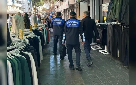 Manisa Büyükşehir Belediyesi Zabıta Daire Başkanı Bilgihan Hasturan: “Kaldırımlar Yayaların Güvenli Kullanımı İçindir”