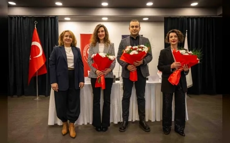 Bornova Belediyesi ve Medicana işbirliğiyle rahim ağzı kanserine dikkat çekildi: “HPV aşısı ve erken teşhis hayat kurtarıyor”